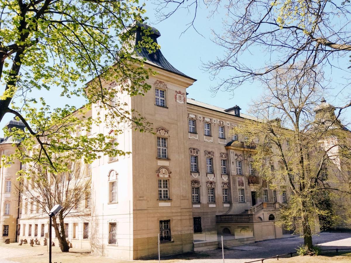 Hotel Zamek Krolewski W Rydzynie Rydzyna Exterior foto